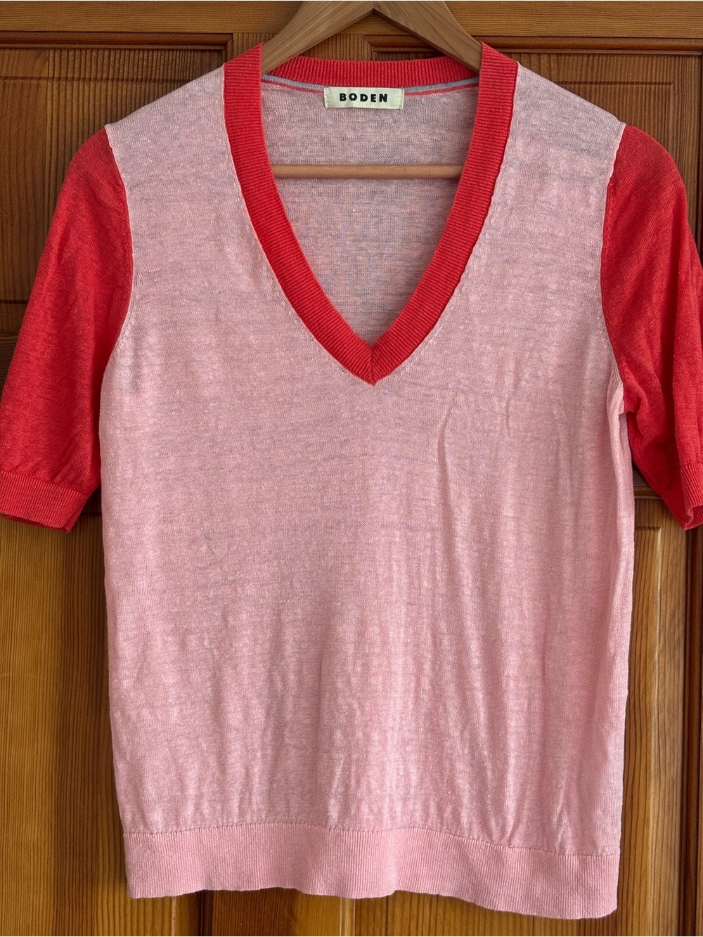 Boden Pink V-Neck Short Sleeve Top with Red Accents